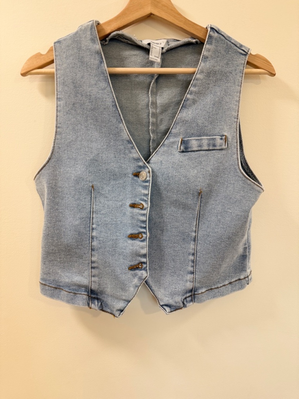 Forever 21 Denim Vest Cropped Button Front Light Wash - Size M